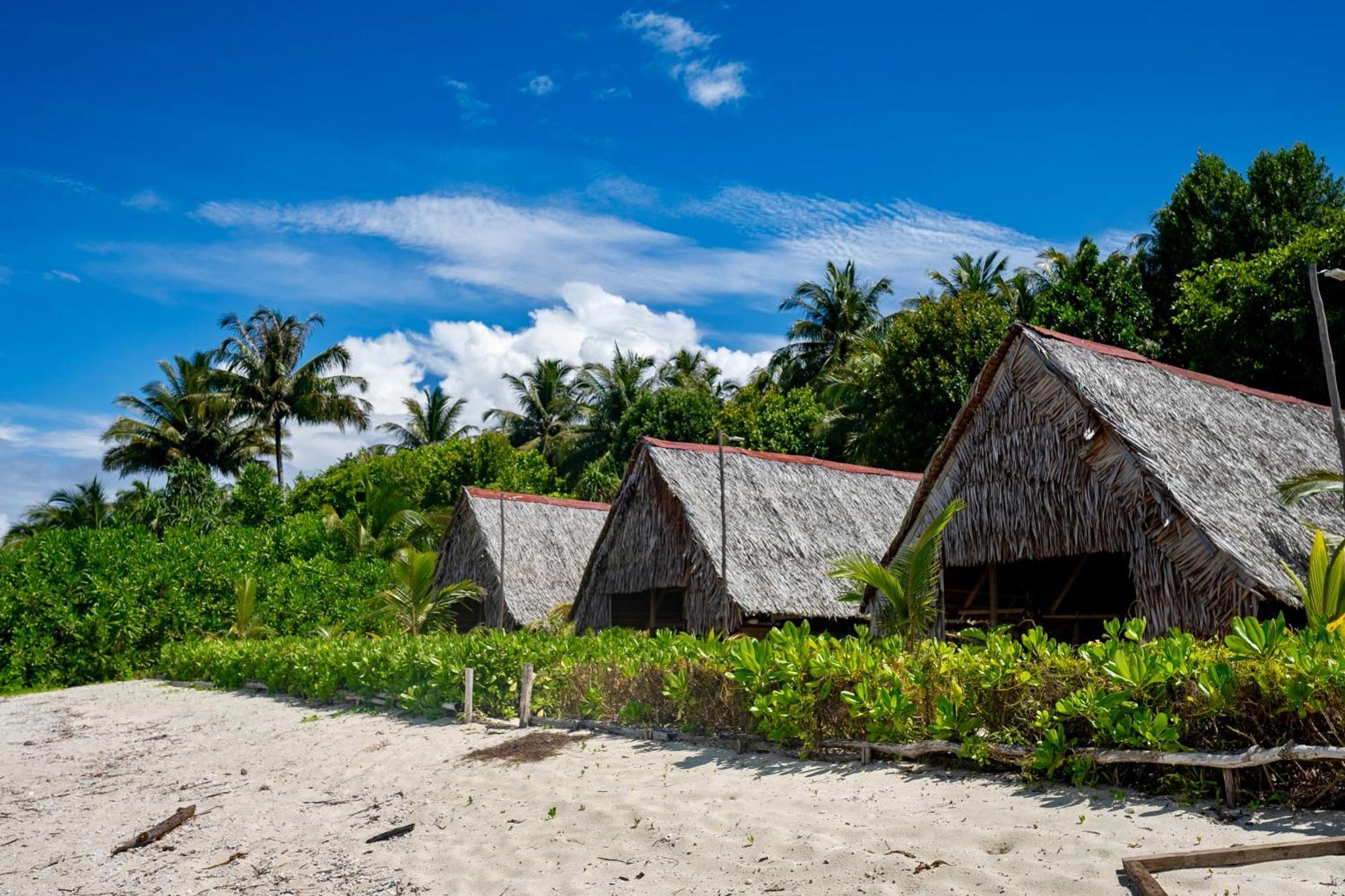 Ira Bungalows Pulau Banyak Alaban Ngoại thất bức ảnh